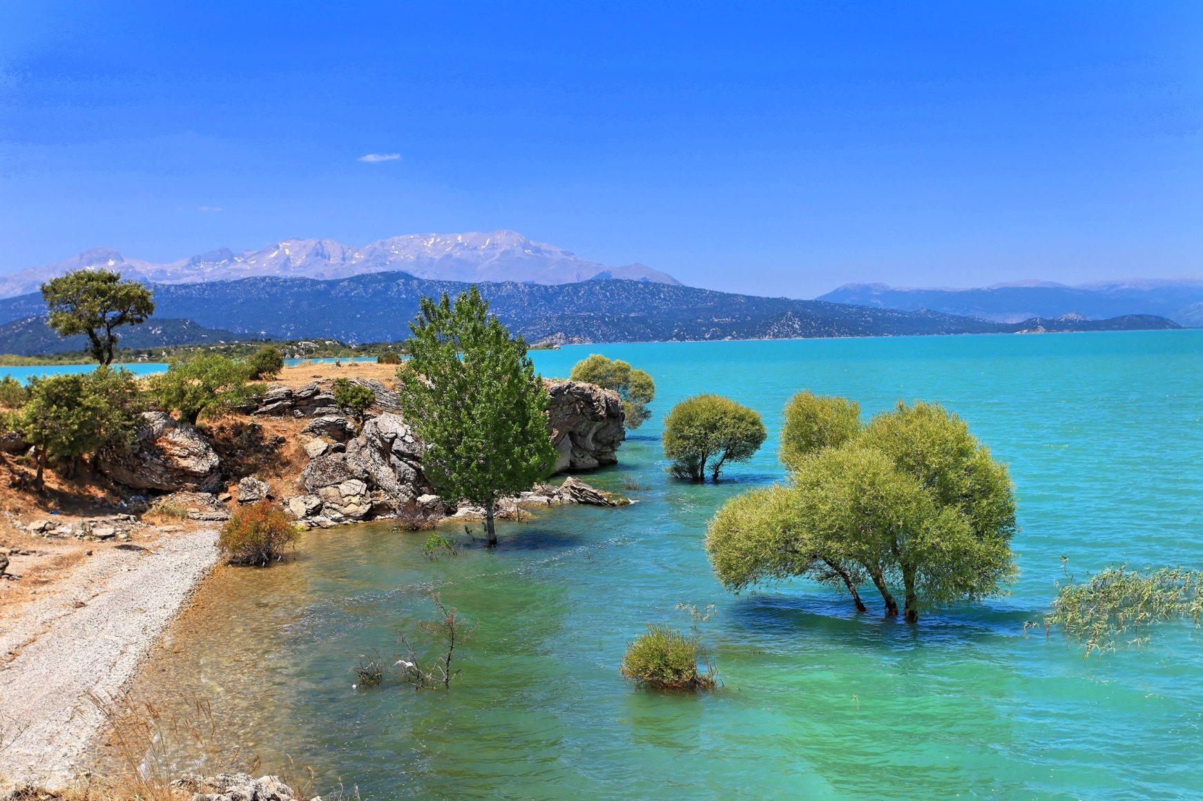 10 stunning Turkish lakes to visit yearround Daily Sabah