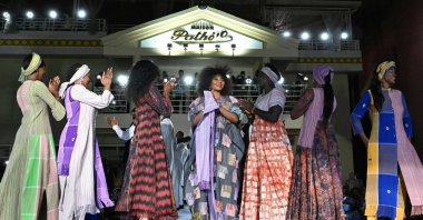 Models present Pathe'O's curations during a fashion show celebrating 50 years of "Maison Pathe'O" in Abidjan, Ivory Coast, May 29, 2021. (AFP Photo)