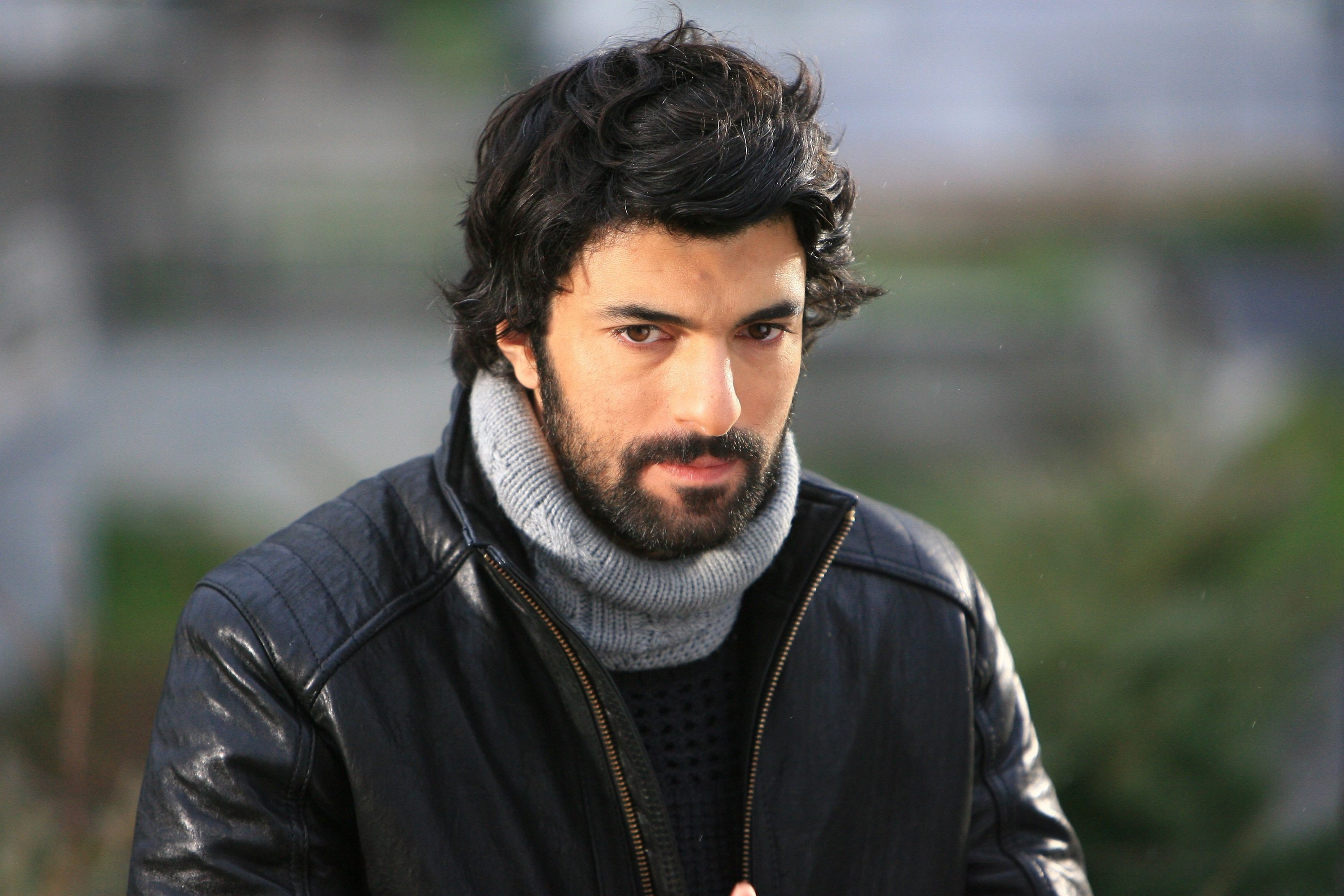 A still shot shows actor Engin Akyürek in a scene from "Kara Para Aşk." 