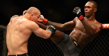 Israel Adesanya fights Marvin Vettori during their UFC 263 middleweight championship match at Gila River Arena, Glendale, Arizona, U.S., June 12, 2021.