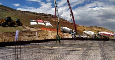 A worker lays the foundation for the Mollakara gold mining facility in Ağrı, eastern Turkey, June 10, 2021. (DHA Photo)