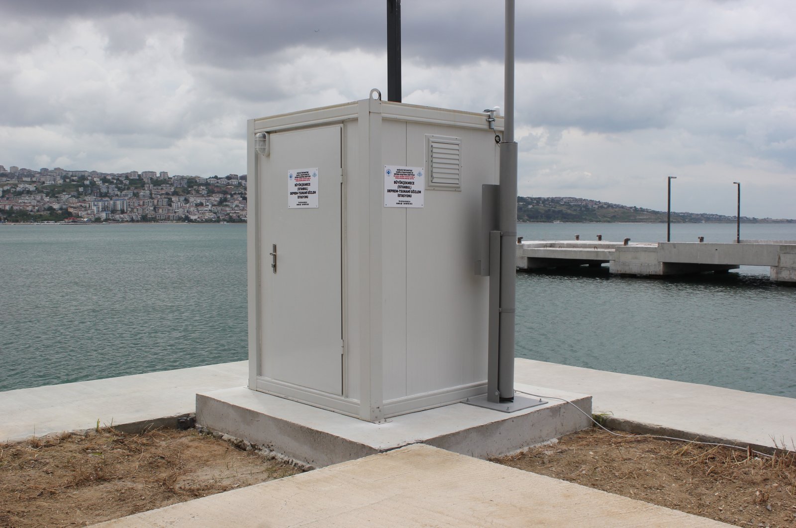 View of the earthquake and tsunami warning system set up in Büyükçekmece, in Istanbul, Turkey, June 14, 2021. (İHA PHOTO) 