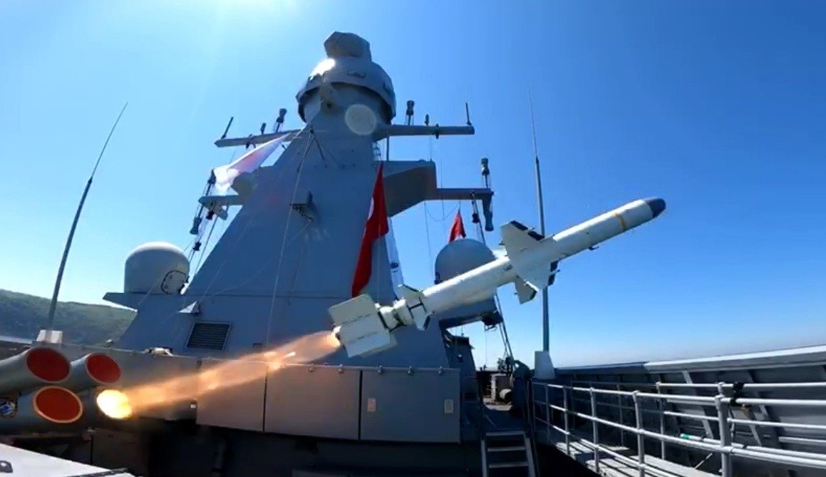 Domestic anti-ship Atmaca missile displays Turkish navy's