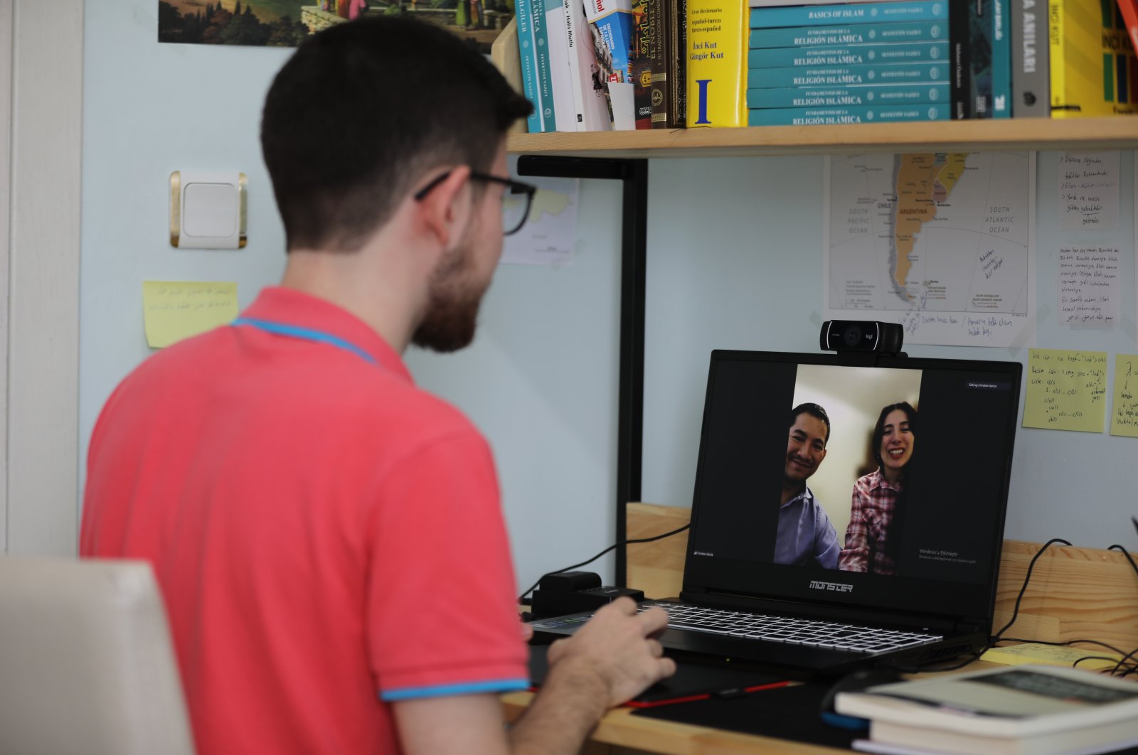 Muhammed Bilal Özyüksel talk to his Spanish-speaking students in an online class, in Istanbul, Turkey, June 22, 2021. (AA PHOTO) 