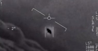This file video grab image obtained courtesy of the U.S. Department of Defense, shows part of an unclassified video taken by Navy pilots showing interactions with "unidentified aerial phenomena," April 26, 2020.  (AFP Photo)
