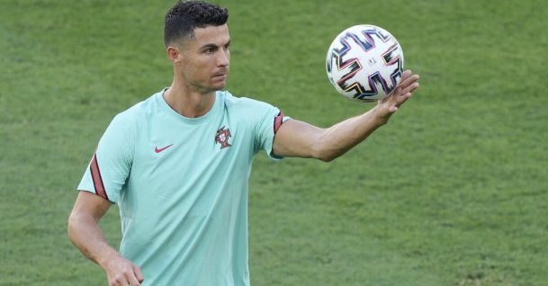 Portugal's Cristiano Ronaldo attends a training session in Seville, Spain, June 26, 2021. (EPA Photo)