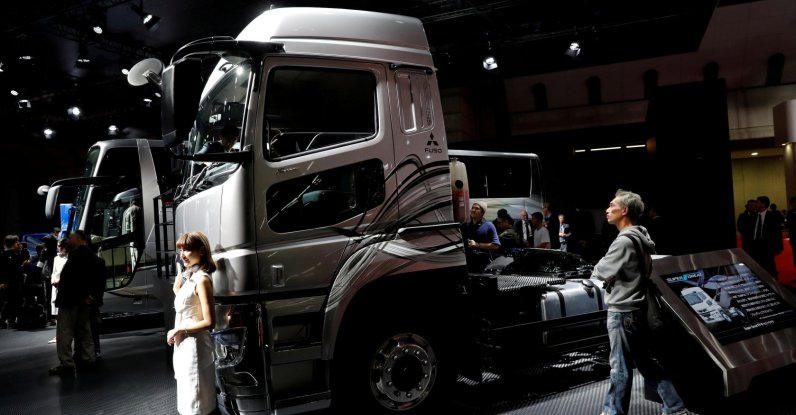 Daimler AG's FUSO Super Great truck is pictured at the 45th Tokyo Motor Show in Tokyo, Japan, Oct. 27, 2017. (Reuters Photo)