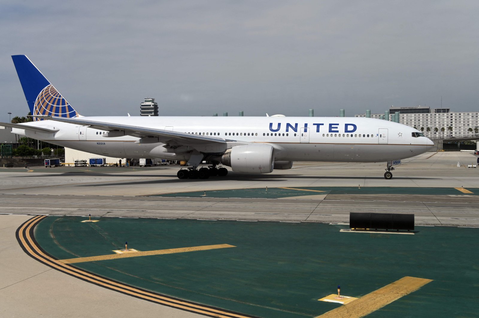A United Airlines aircraft sits on the tarmac in this undated photo. (AFP Photo)