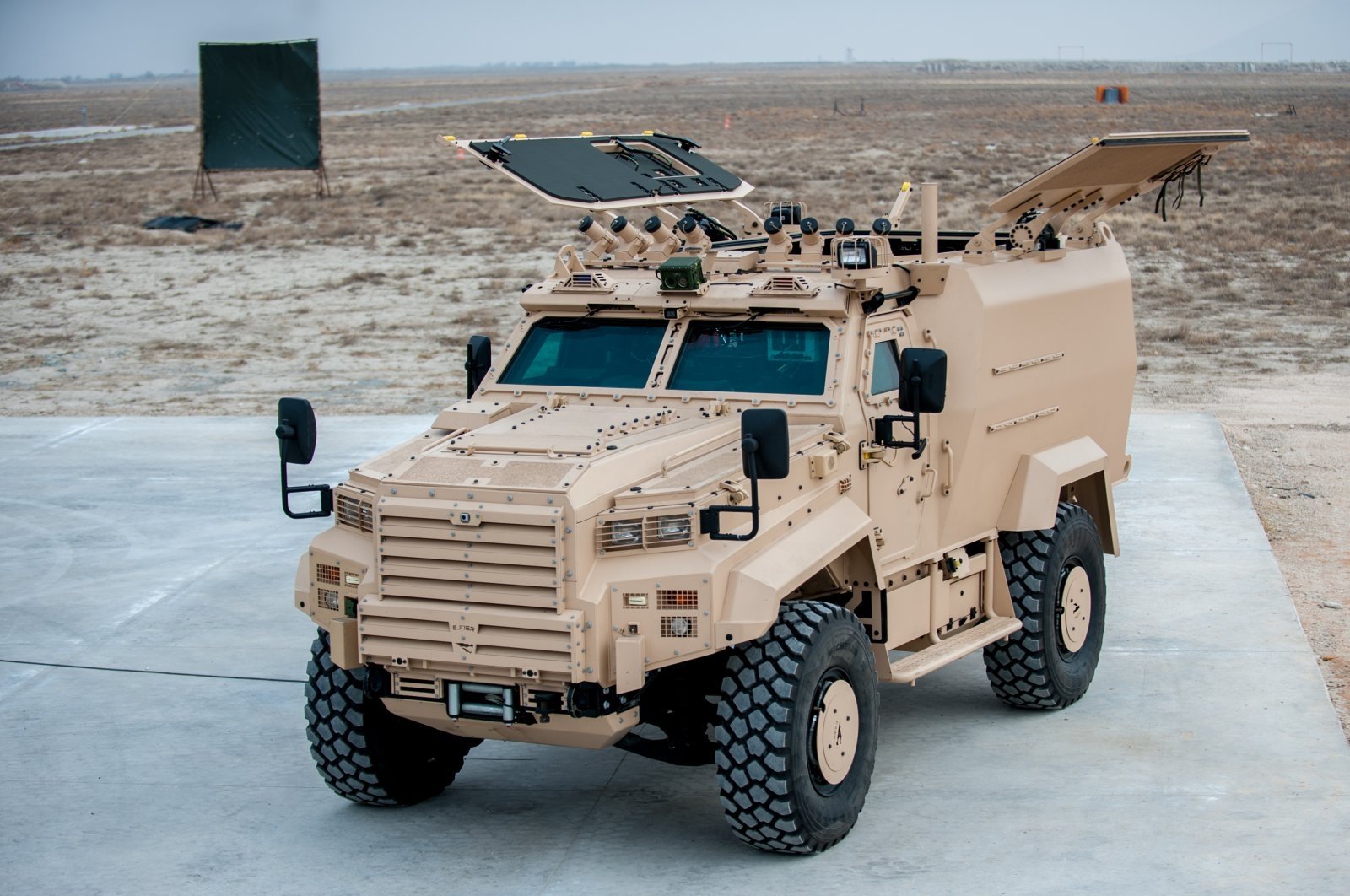 Armored Car 2, Software