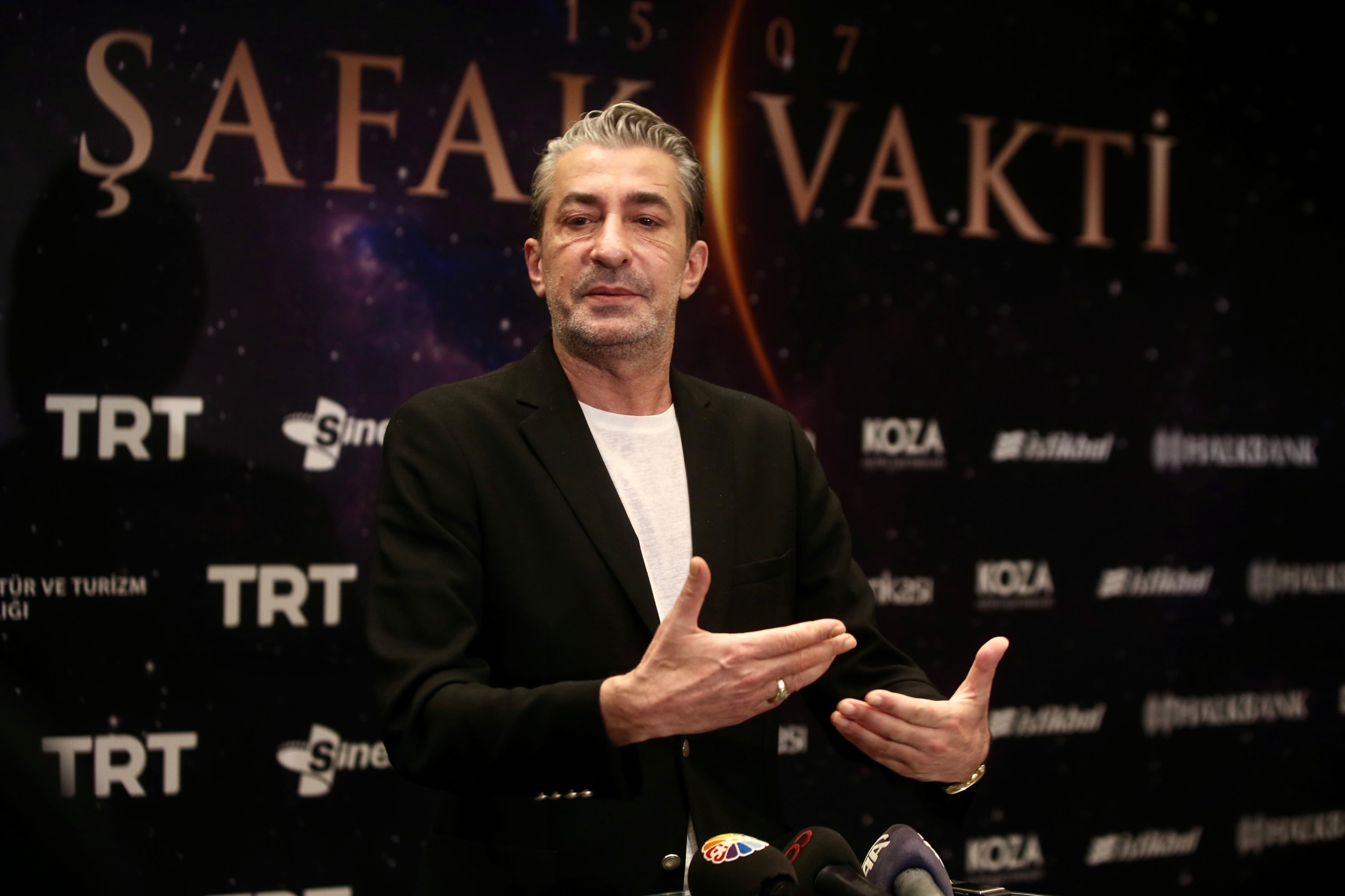 Actor Erkan Petekkaya speaks with reporters during a press junket for the film "15/07: Şafak Vakti," at Hilton Istanbul Bosphorus, Istanbul, Turkey, July 12, 2021. (AA Photo)