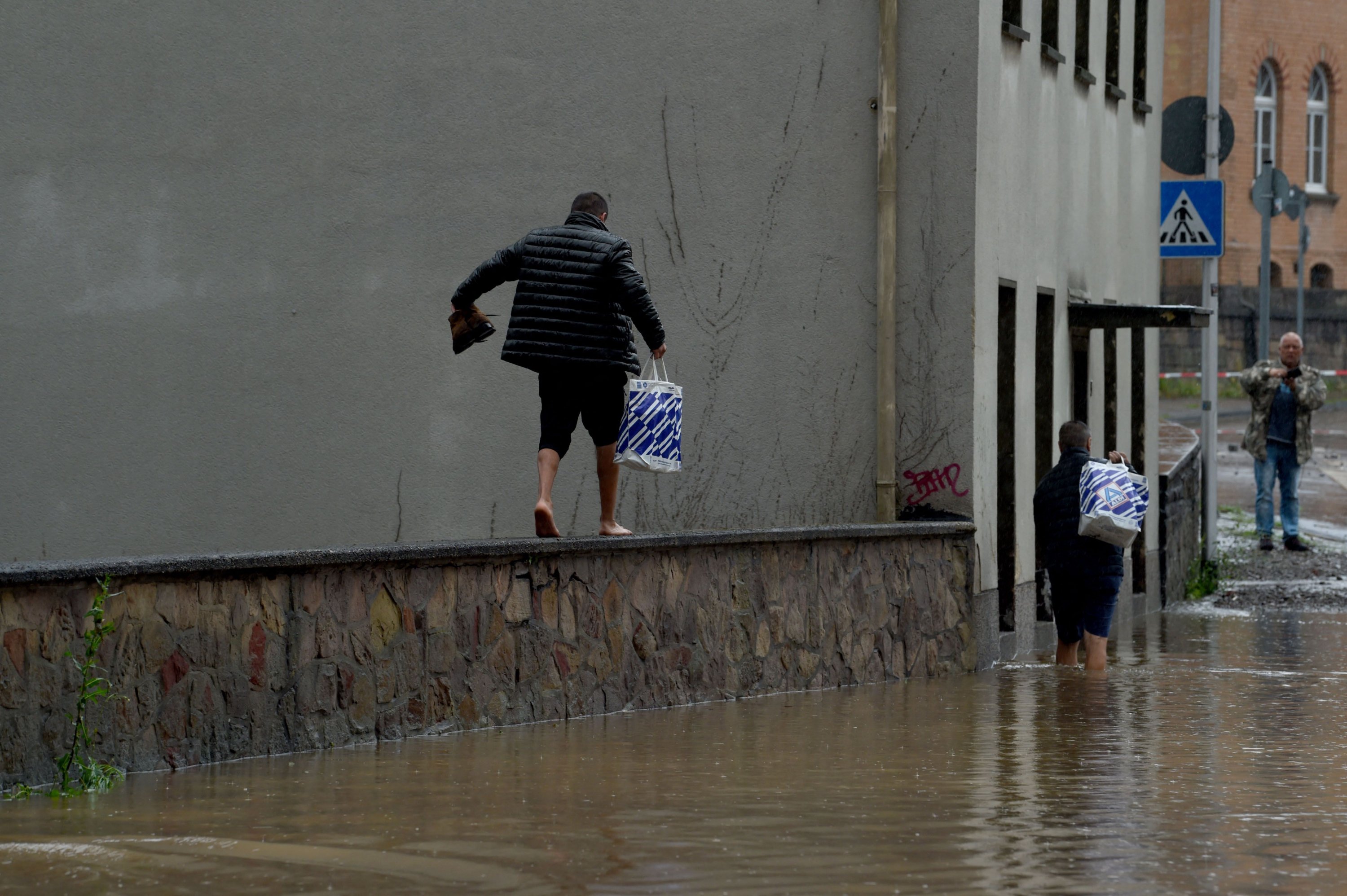 Heavy Flooding Prompts Chaos In Germany Other Parts Of Europe Daily Sabah