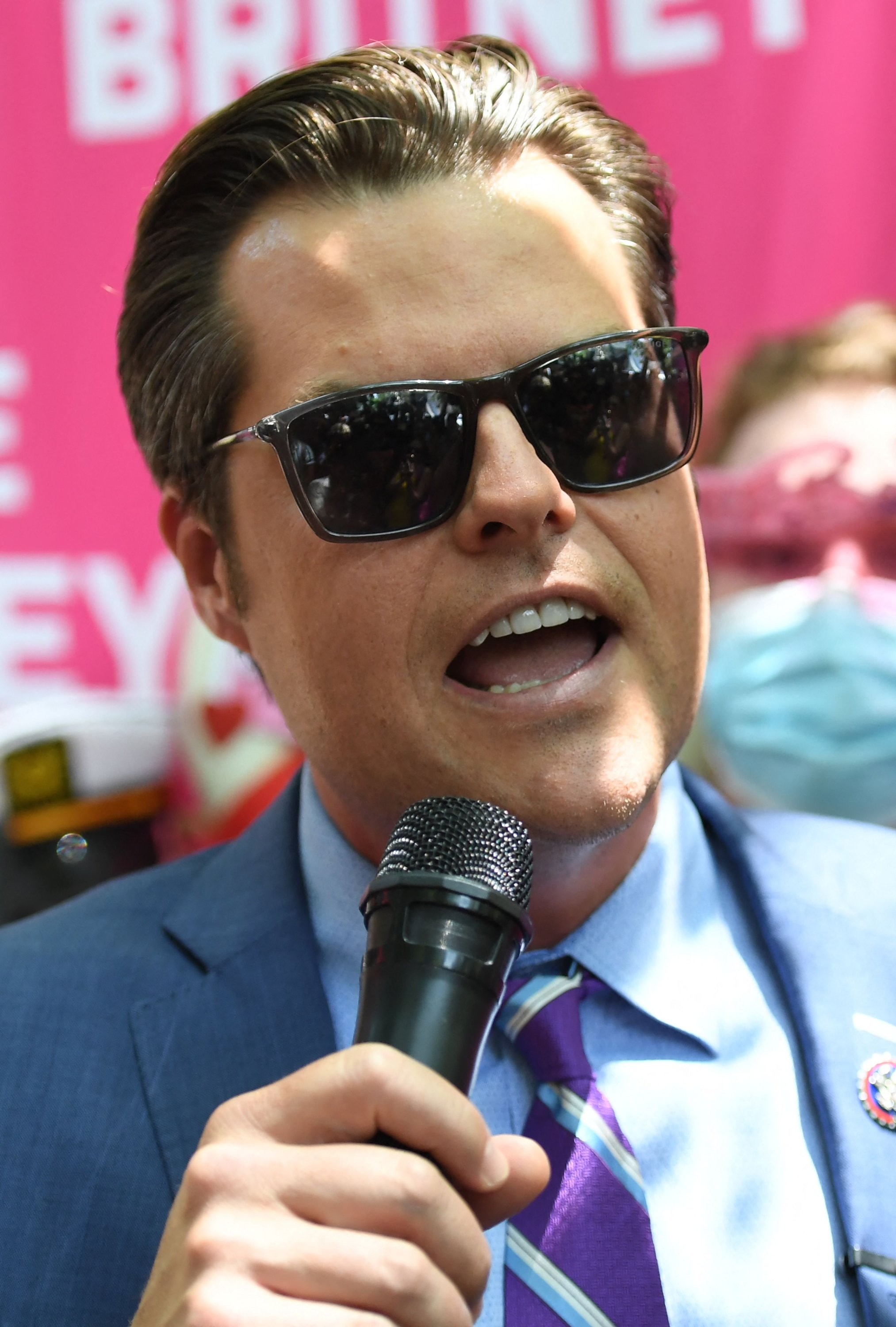 U.S. Representative Matt Gaetz speaks to fans and supporters of Britney Spears gathered outside the Los Angeles County Courthouse in Los Angeles, U.S., July 14, 2021, during a scheduled hearing in the Britney Spears guardianship case. (AFP Photo)