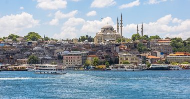 Seafront landscape of Istanbul's historic peninsula. (Shutterstock Photo)