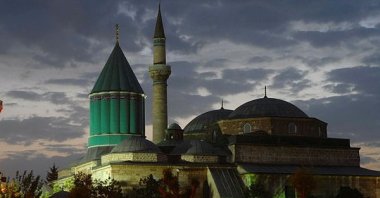 The Mevlana Museum, the tomb and shrine of 13th-century scholar and Sufi saint Mevlana Jalaluddin Rumi, Konya, Turkey, Dec. 17, 2009. (Anadolu Agency)