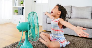 Timing is everything when it comes to opening doors and windows on hot days. (Shutterstock Photo) 