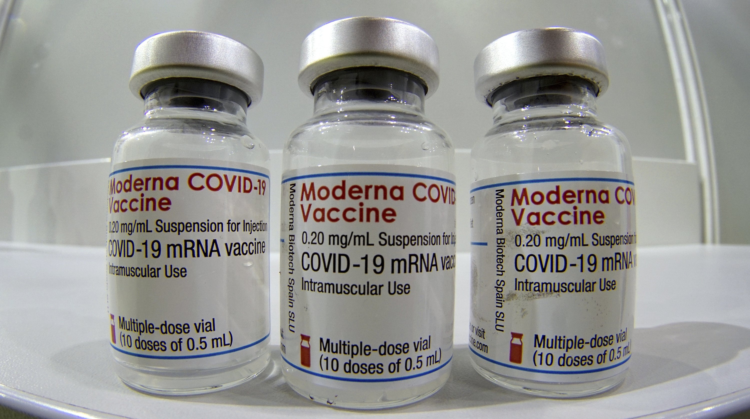 Moderna Covid 19 Jab Cleared For Children Eu Medicines Agency Daily Sabah [ 1677 x 3000 Pixel ]