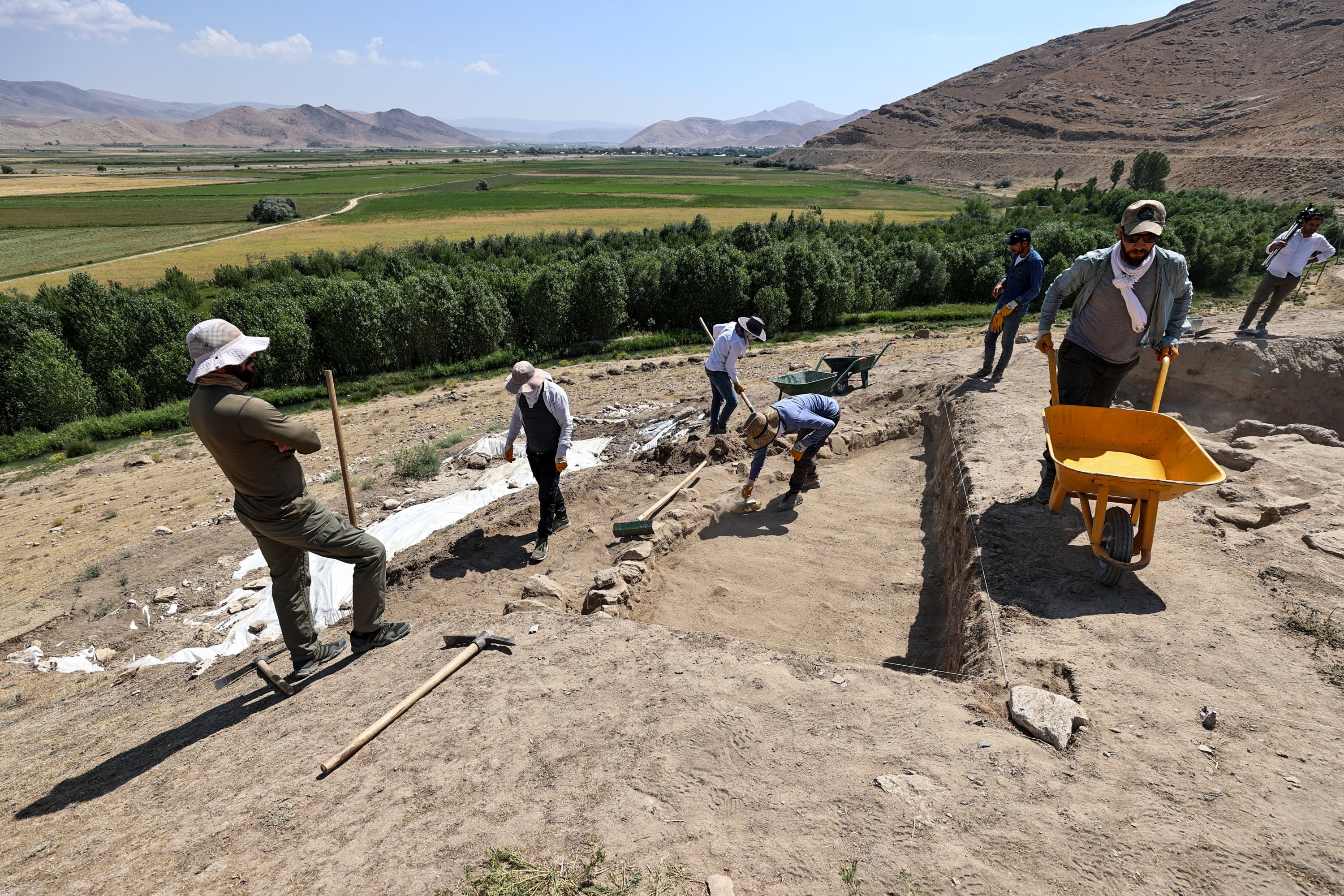 Archaeologists work on the Iremir Mound, Van, eastern Turkey, June 26, 2021. (AA Photo)