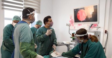 Doctors perform "balloon treatment" on a patient at the hospital, in Tekirdağ, northwestern Turkey, July 30, 2021. (DHA PHOTO)