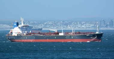 The Mercer Street, a Japanese-owned Liberian-flagged tanker managed by Israeli-owned Zodiac Maritime that was attacked off Oman coast as seen in Cape Town, South Africa, December 31, 2015. (REUTERS Photo)