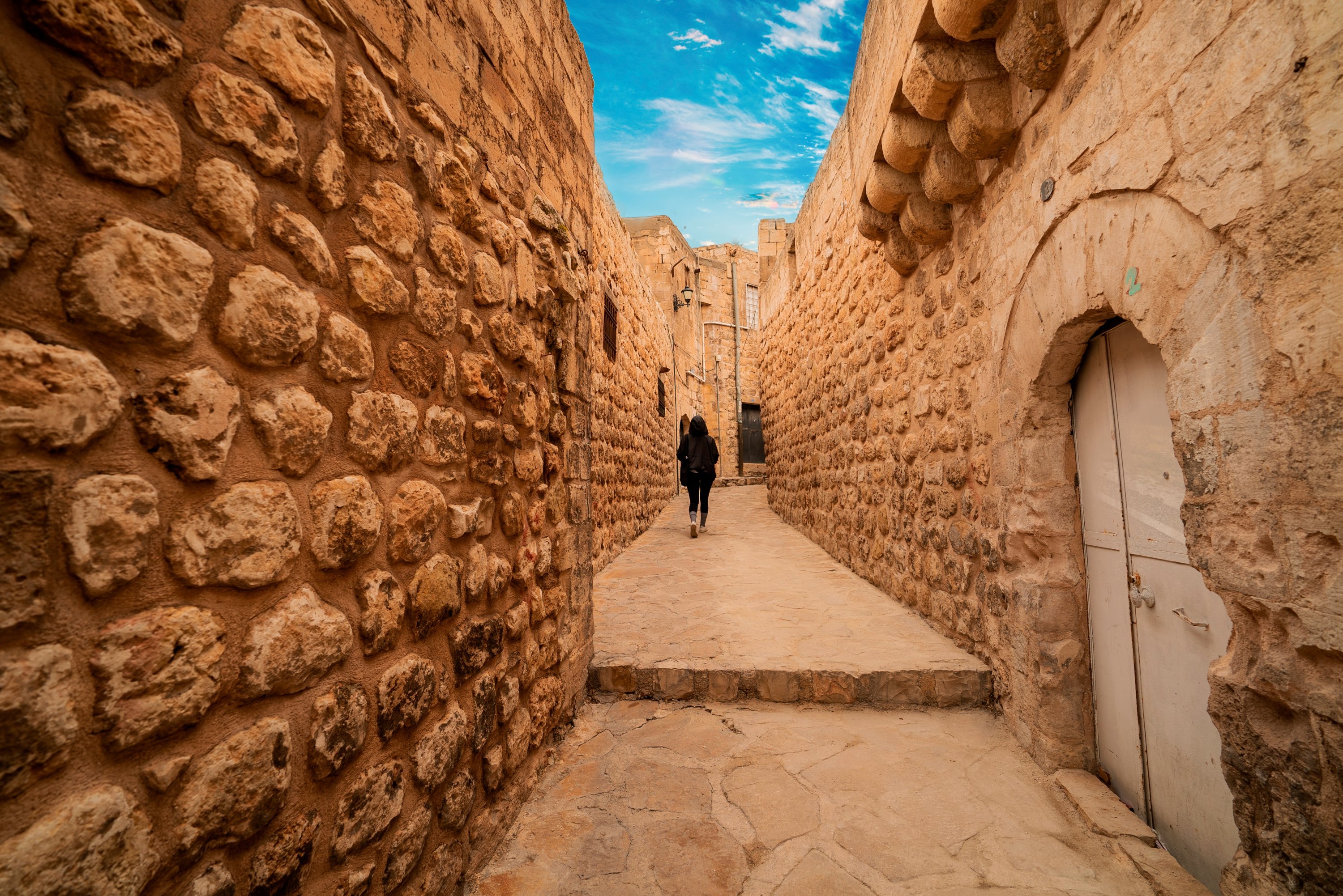  Beautiful view of streets of Old Mardin. (Shutterstock Photo) 
