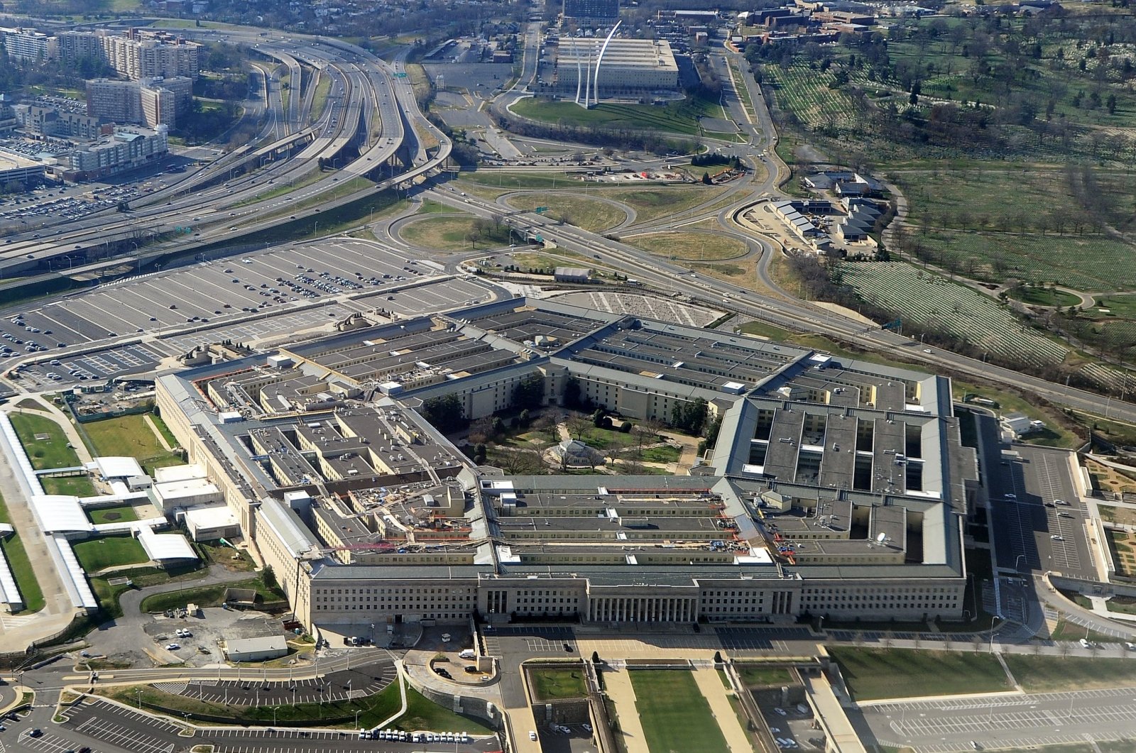 An aerial view of the Pentagon building in Washington, D.C., U.S., Dec. 26, 2011. (AFP Photo)
