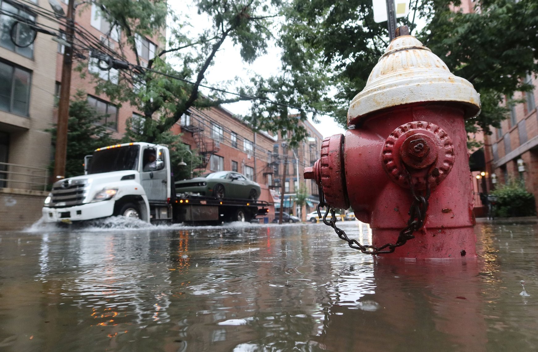 Tropical Storm Henri batters US' East Coast | Daily Sabah