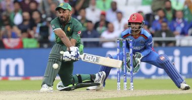 Pakistan's Wahab Riaz bats during a Cricket World Cup match against Afghanistan at Headingley in Leeds, England, June 29, 2019. (AP Photo)