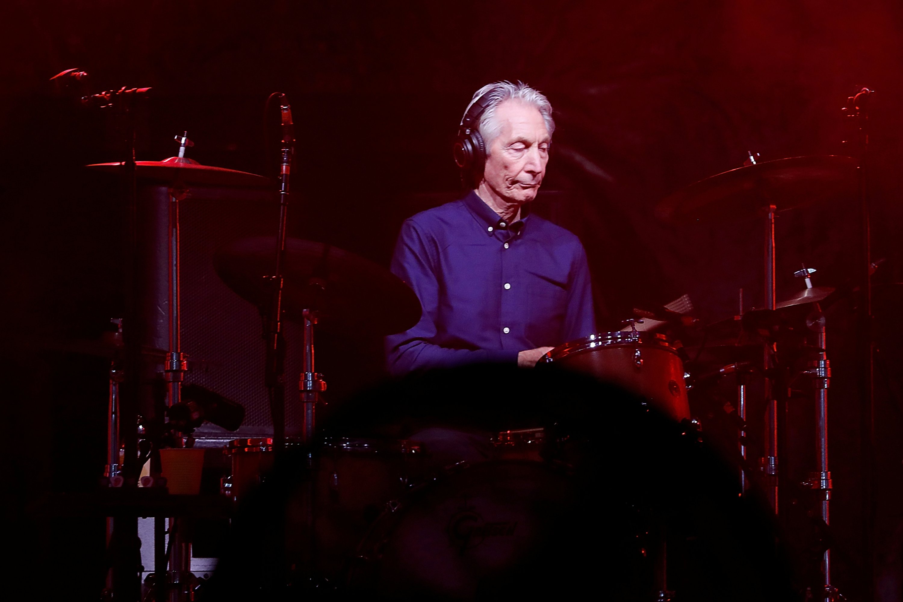 Charlie Watts of the Rolling Stones performs during a concert of their 'No Filter' European tour at the new U Arena stadium in Nanterre near Paris, France, Oct. 19, 2017. (REUTERS Photo)