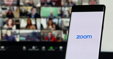 A smartphone showing Zoom Cloud Meetings app in Istanbul, Turkey, April 6, 2021. (Shutterstock Photo)