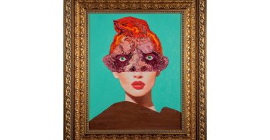 Ramazan Can, "The Desire To Be More Beautiful II," 2021, oil on canvas, 69 by 59 centimeters. (Courtesy of Anna Laudel)