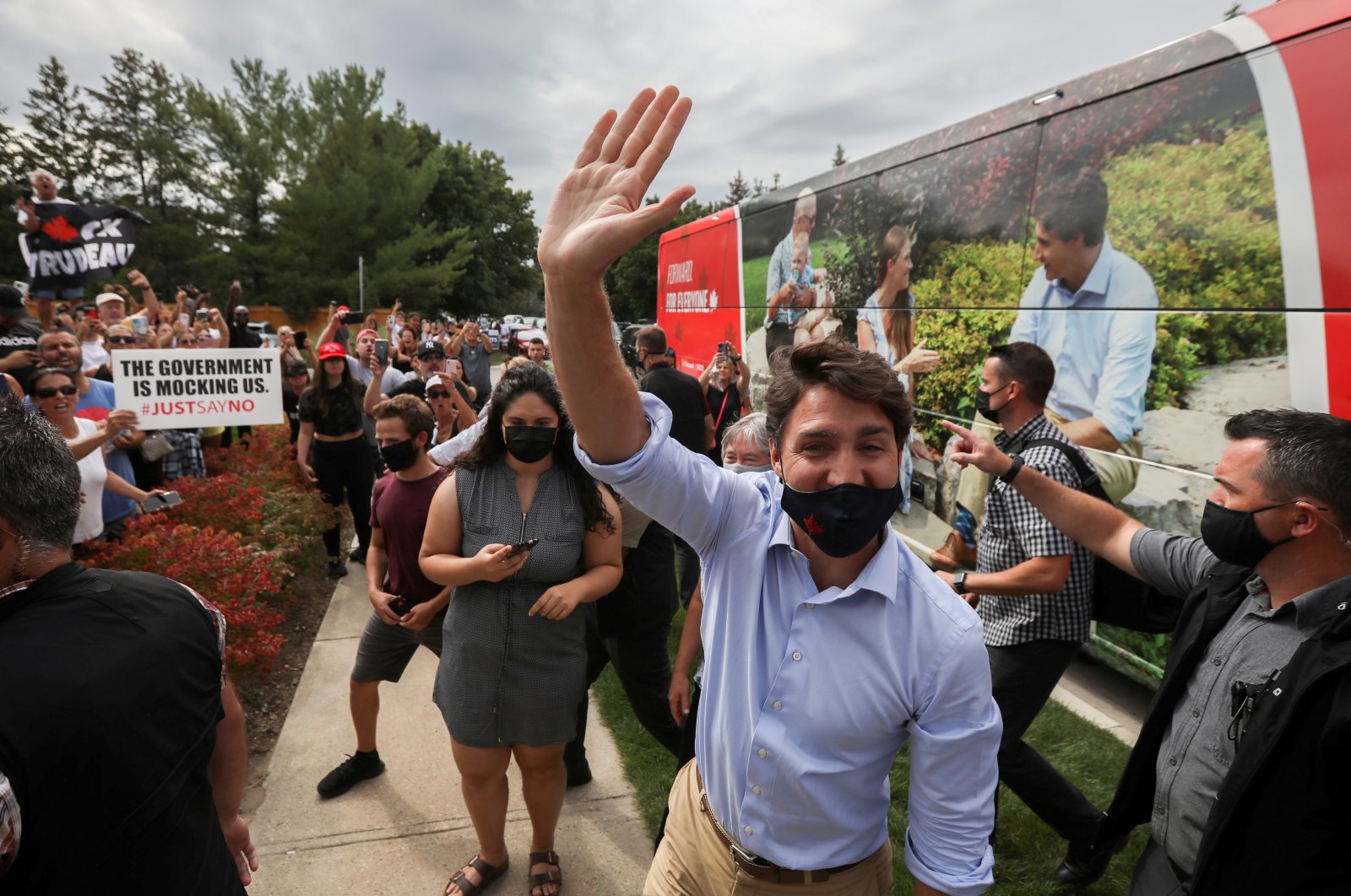 Canada's Prime Minister Justin Trudeau waves during his election campaign tour in Nobleton, Ontario, Canada, Aug. 27, 2021. (Reuters File Photo)