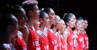 Turkey women's national volleyball team players prior to their 2021 EuroVolley quarterfinal against Poland at the Kolodruma Sports Hall in Plovdiv, Bulgaria, Aug. 31, 2021.