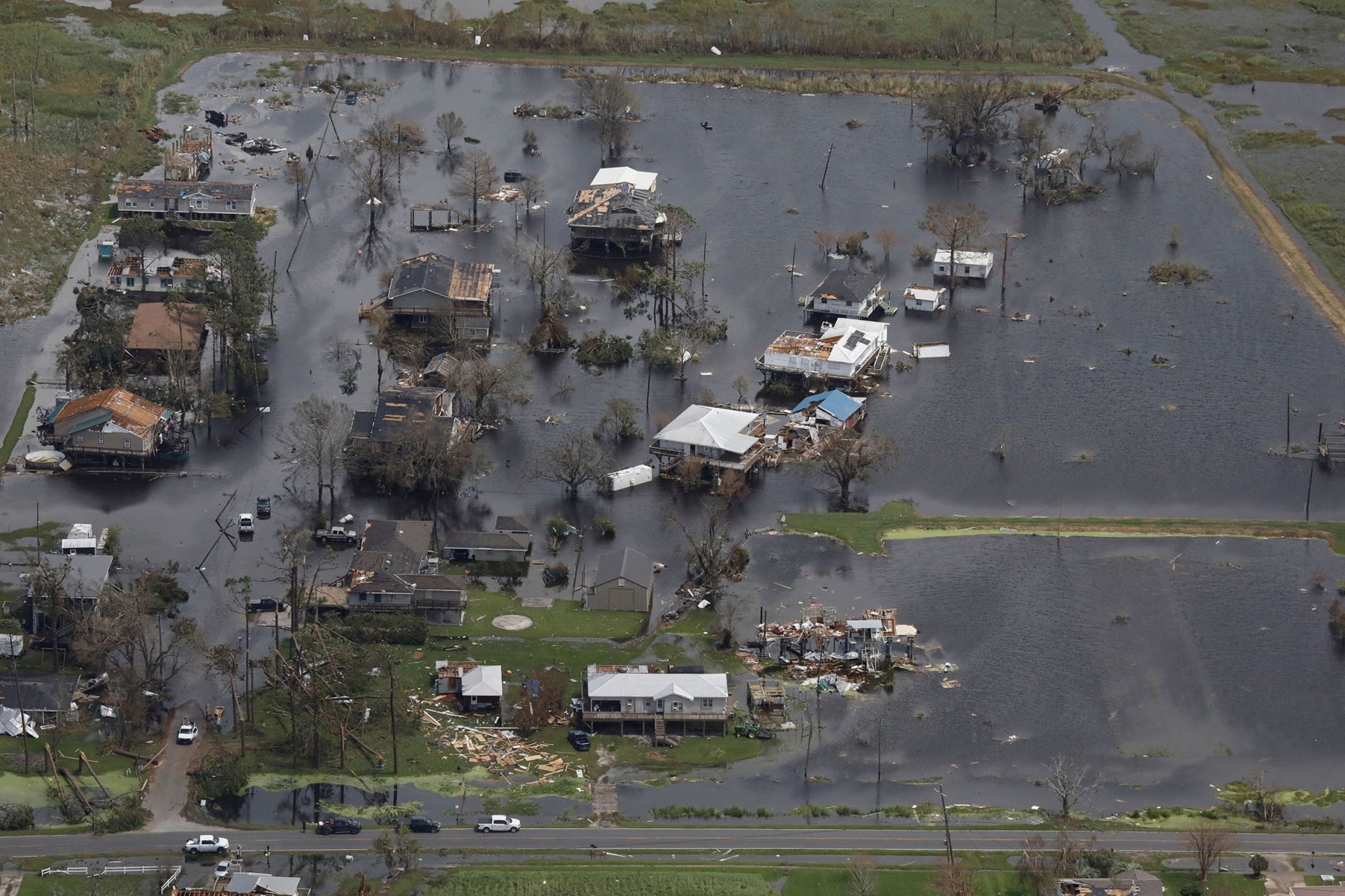 Devastation, power outages in aftermath of Hurricane Ida | Daily Sabah