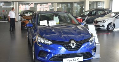 A car is seen at a dealer in the western province of Balıkesir, Turkey, Aug. 18, 2021. (IHA Photo)