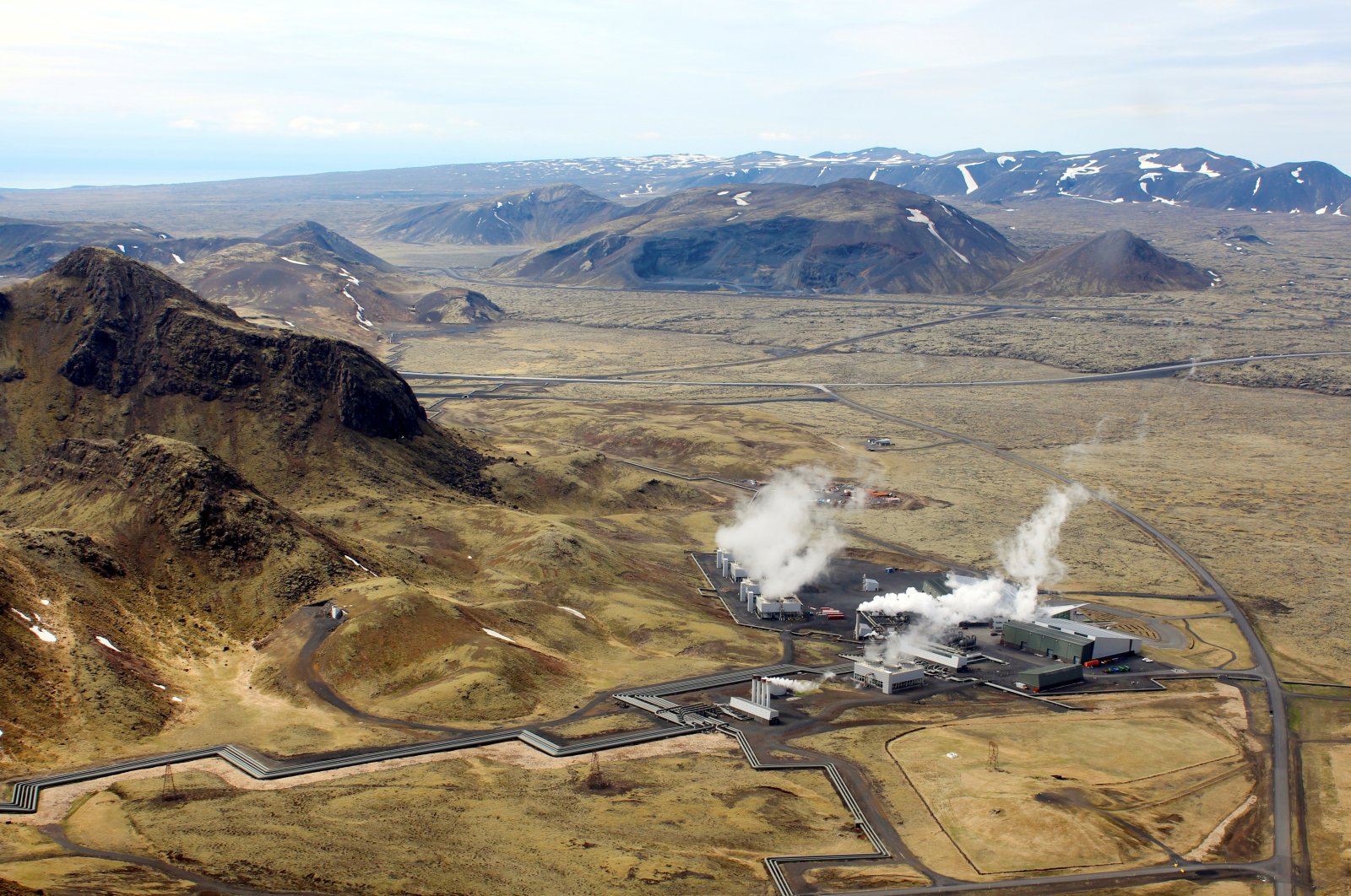 An aerial view of Hellisheidi geothermal power station near Reykjavik, Iceland, June 4, 2016. (Reuters Photo) 