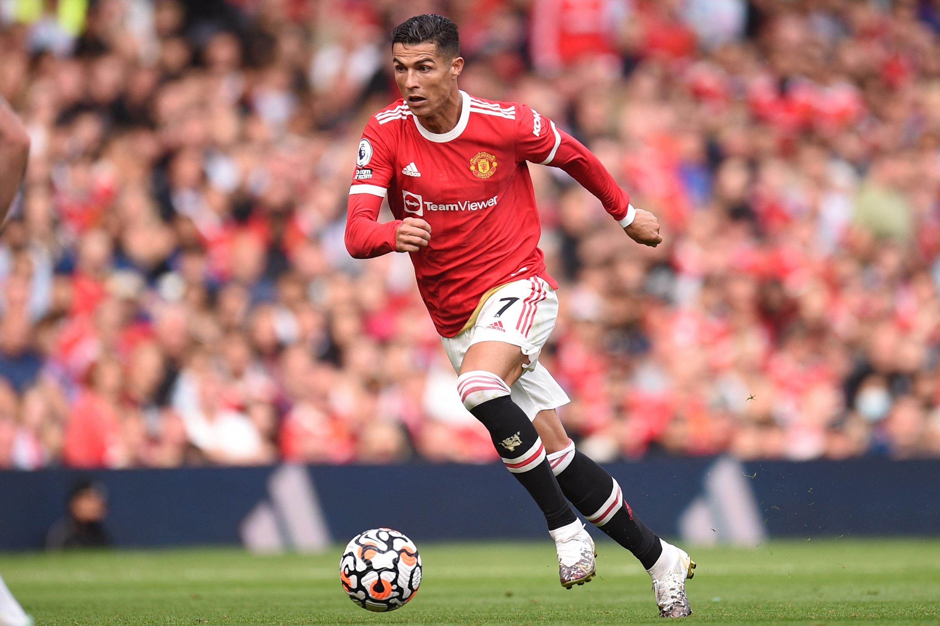 Nostalgic Performances by Cristiano Ronaldo at Manchester United!