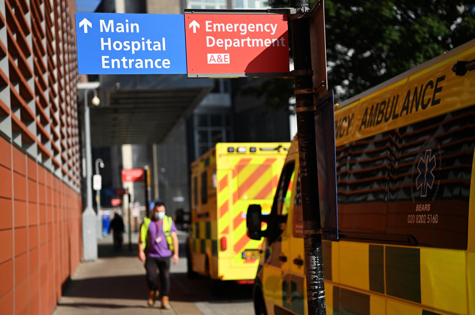 NHS Ambulances outside a hospital in London, Britain, Sept. 07, 2021. (EPA Photo)