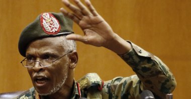 Lieutenant General Omar Zain al-Abdin, the head of the new Sudanese military council's political committee, speaks at a news conference one day after Sudan's army ousted the Arab-African country's veteran president Omar al-Bashir, in the capital Khartoum, Sudan, April 12, 2019. (AFP Photo)