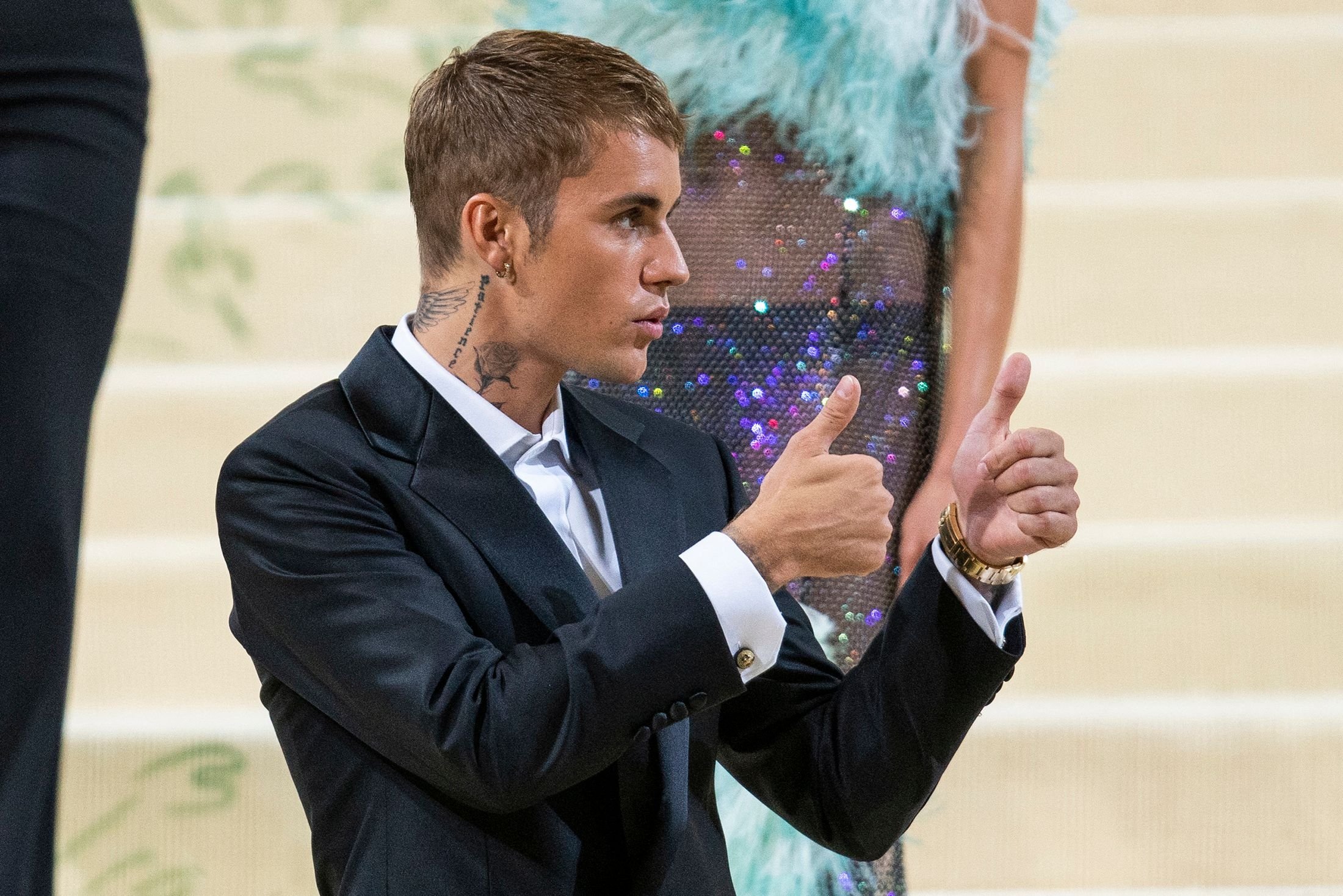 Canadian singer Justin Bieber arrives for the 2021 Met Gala at the Metropolitan Museum of Art, in New York, U.S., Sept. 13, 2021. (AFP Photo)