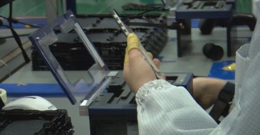 A worker at Xiaomi's newly launched factory in the Avcılar district, Istanbul, Turkey, March 29, 2021. (DHA Photo)