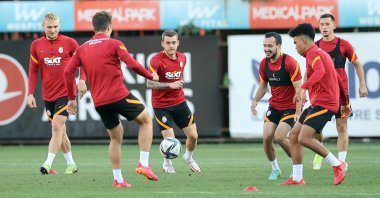 Galatasaray players attend a training session ahead of a Süper Lig match against Trabzonspor, Istanbul, Turkey, Sept. 10, 2021. (DHA Photo)