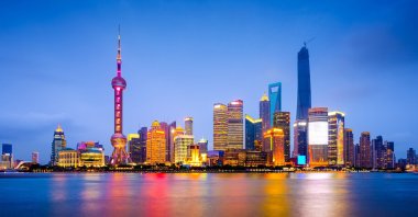 Huangpu River and skyline in Shanghai, China. (Shutterstock Photo)