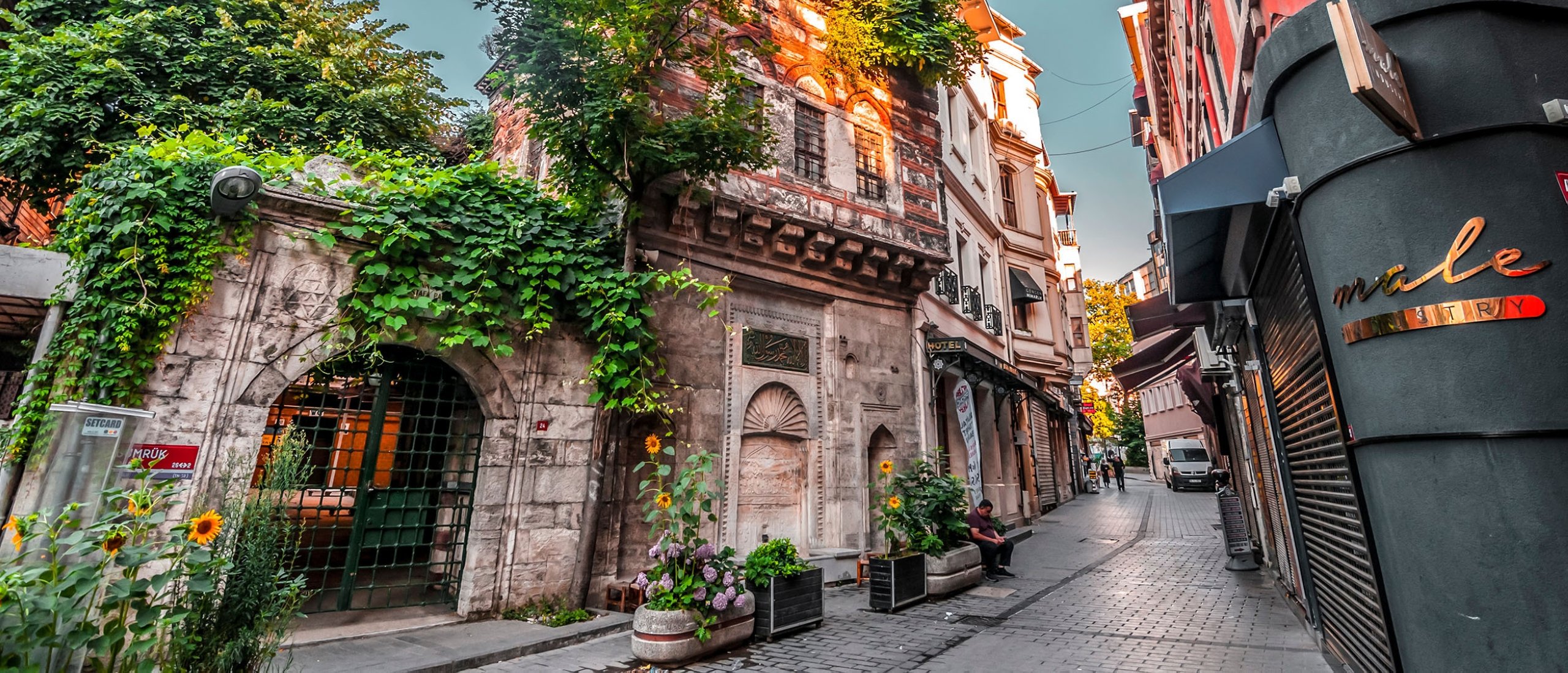 A street view of the Karaköy district of Beyoğlu, Istanbul, Turkey, June 27, 2019. (Shutterstock images)