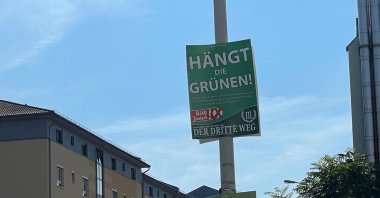 An election poster saying "Hang The Greens," placed by Der Dritte Weg, a far-right party with suspected links to neo-Nazi groups, in Zwickau, Germany, Sept. 8, 2021. (Radio Zwickau Handout via Reuters)