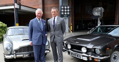 Prince Charles poses with British actor Daniel Craig as he tours the set of the 25th James Bond Film at Pinewood Studios in Iver Heath, Buckinghamshire, Britain June 20, 2019. (REUTERS Photo)