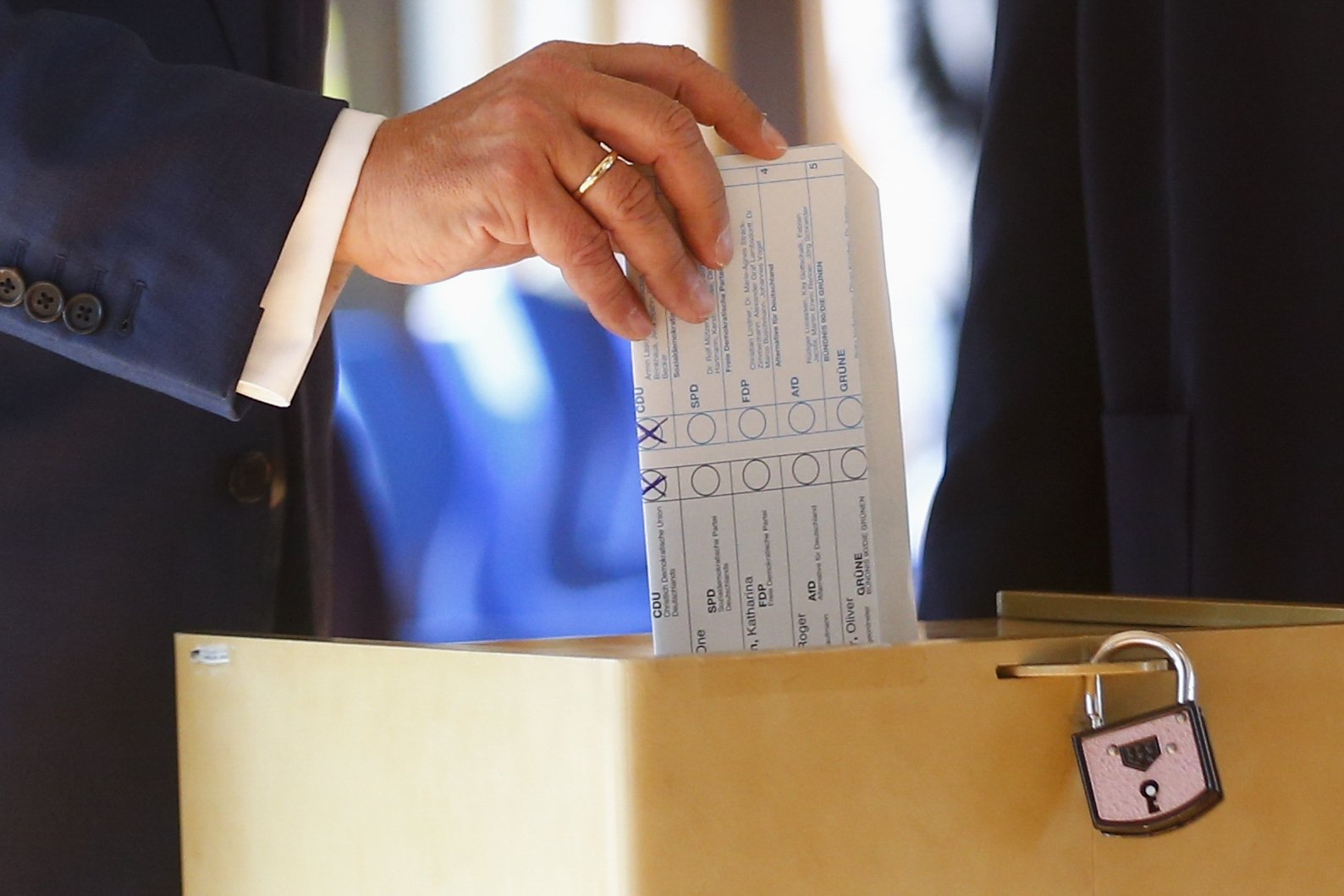 Armin Laschet, Christian Union candidate for the chancellery, casts his ballot in the German parliament election in Aachen, Germany, Sunday, Sept. 26, 2021. (AP Photo)