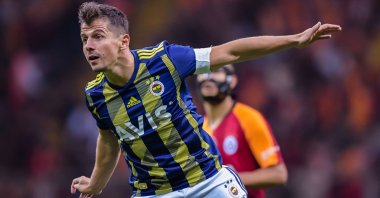 Emre Belözoğlu, during a Turkish Süper Lig match between Galatasaray and Fenerbahçe, at the Türk Telekom Stadium, in Istanbul, Turkey, Sept. 28, 2019. (Getty Images)