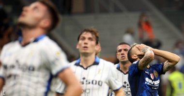 Inter Milan’s Federico Dimarco (R) reacts during a Serie A match against Atalanta at Giuseppe Meazza stadium in Milan, Italy, Sept. 25, 2021. (EPA Photo)