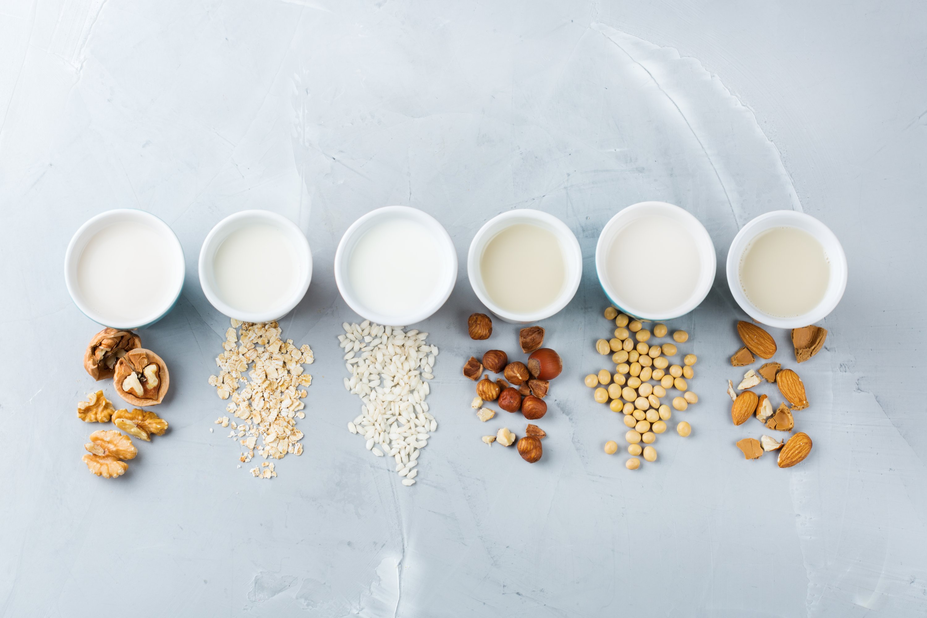Oat, almond or soy: How to choose a plant-based milk | Daily Sabah