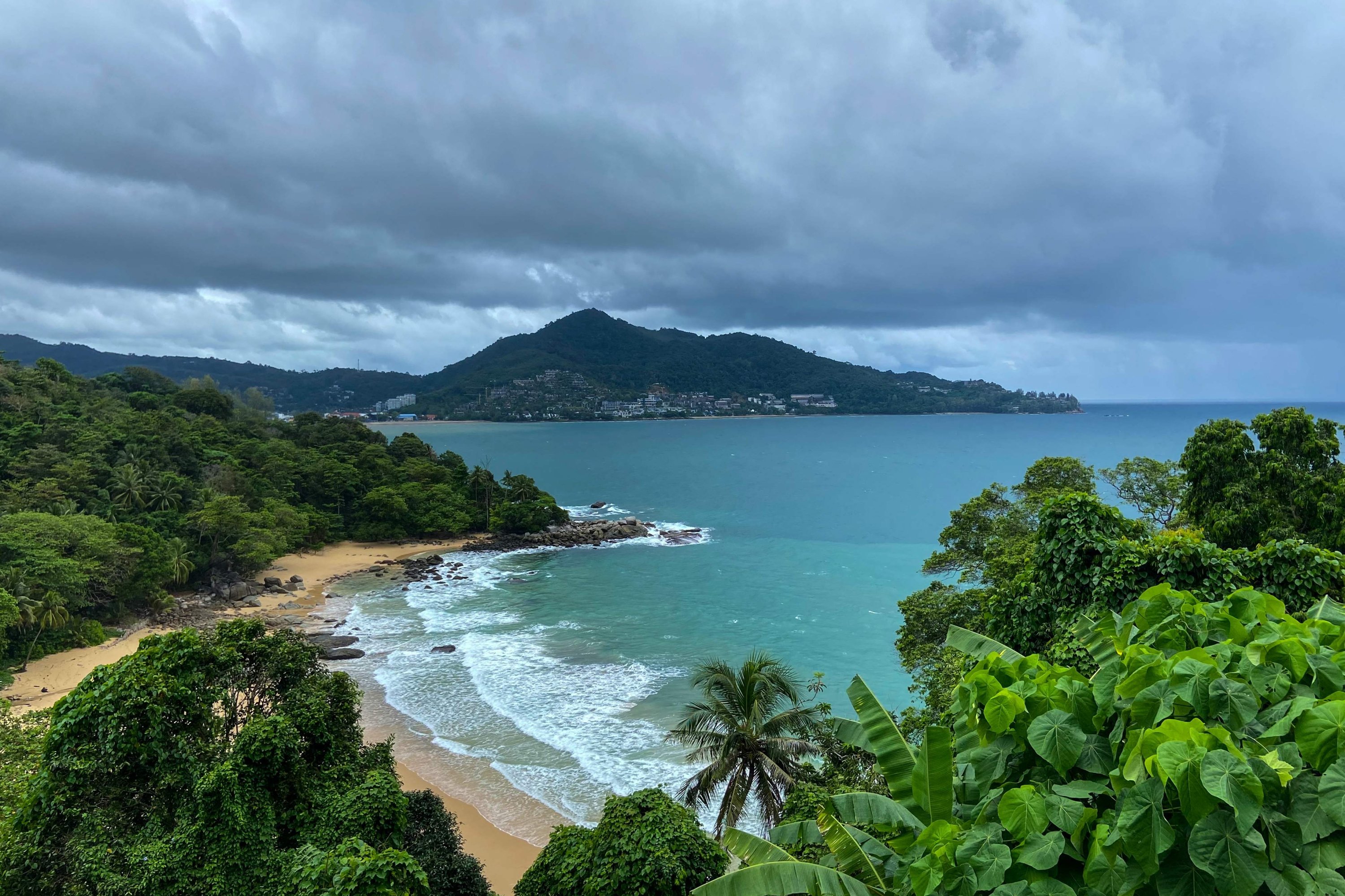 Cape Singh beach as seen from the Laem Sing viewpoint in Phuket, as tourists take advantage of the "Phuket Sandbox" program for visitors fully vaccinated against COVID-19, Thailand, Sep. 21, 2021. (AFP Photo)
